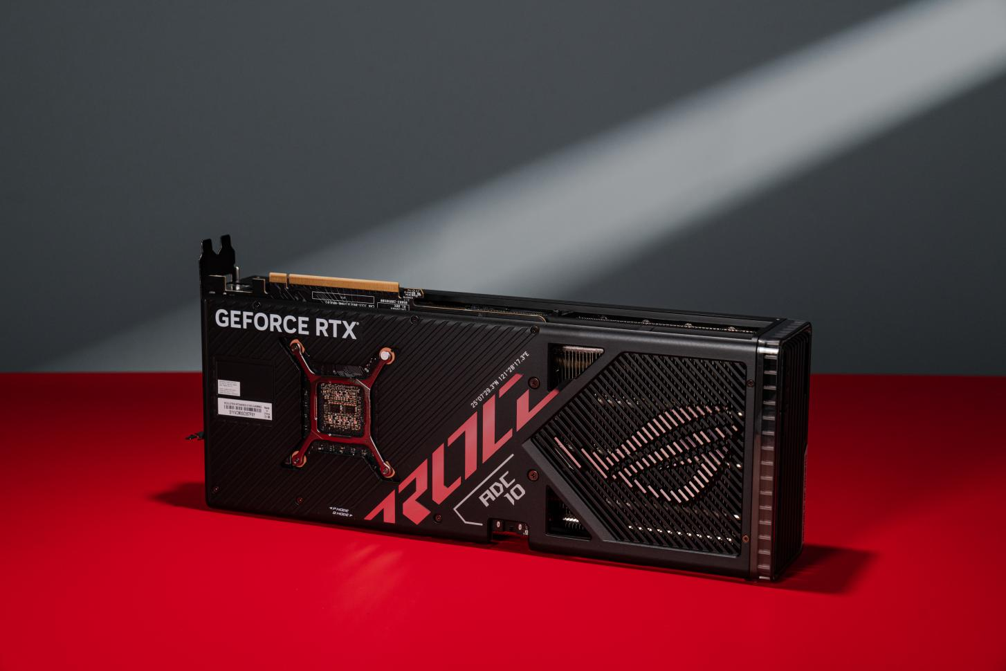 十一假期痛快电竞 ROG STRIX 4080S助力玩家通关大吉！