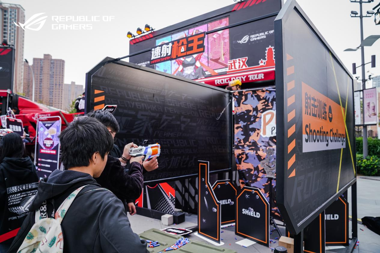 ROG DAY 2024燃动江城 华硕显卡实力征服现场！