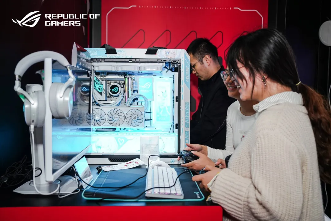 ROG DAY 2024燃动江城 华硕显卡实力征服现场！