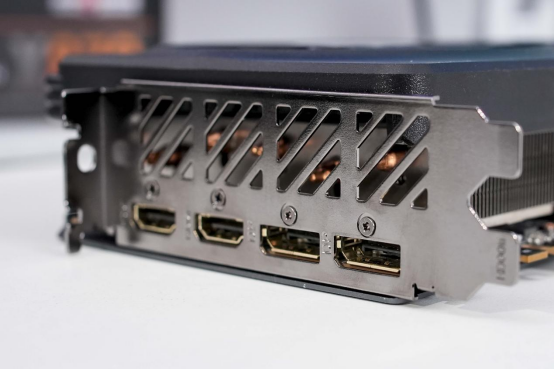 【7900 XTX 魔鹰+X870小雕】AMD整机表现出色，光栅游戏轻松拿捏