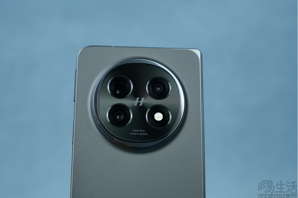 成功引领旗舰革命后，高通的底气明显更足了