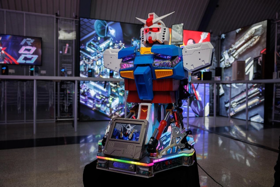 冲破次元壁 ROG DAY 2025华硕主板次元战力