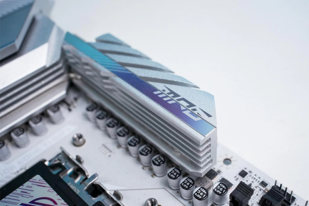微星 GeForce RTX 5060Ti 16G硬派师评测：更适合ITX的无光百搭显卡
