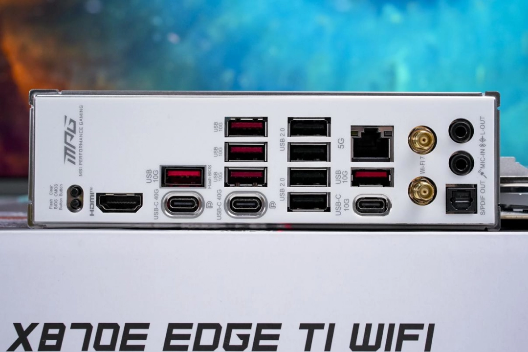 微星 GeForce RTX 5060Ti 16G硬派师评测：更适合ITX的无光百搭显卡