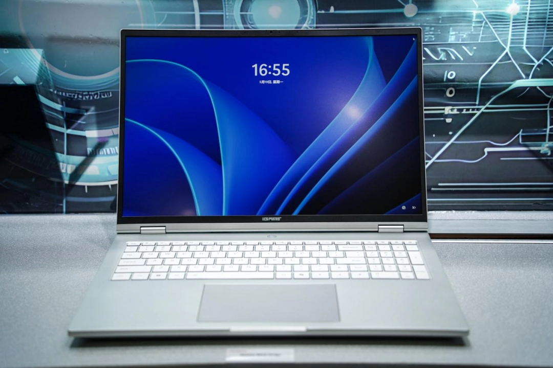 七彩虹亮相COMPUTEX 2025：智虹新程驱动AI全场景革新