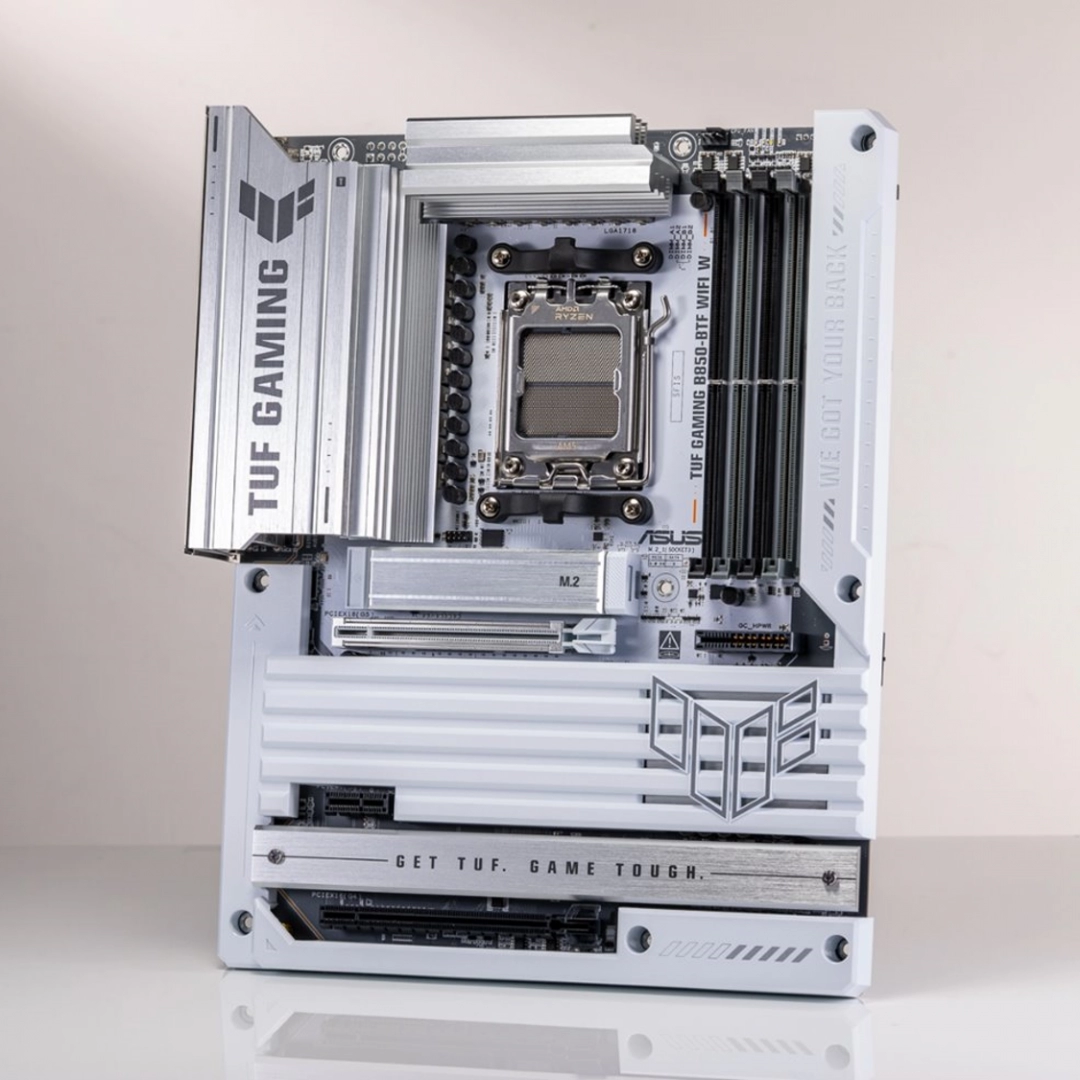 聚焦COMPUTEX 2025 华硕主板创11项超频新纪录！