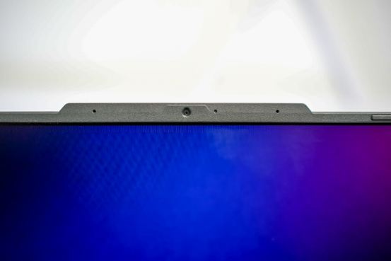 锐龙9 9955HX3D处理器加持，ROG魔霸9化身网游专用机