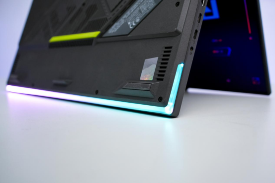 锐龙9 9955HX3D处理器加持，ROG魔霸9化身网游专用机