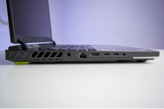 锐龙9 9955HX3D处理器加持，ROG魔霸9化身网游专用机