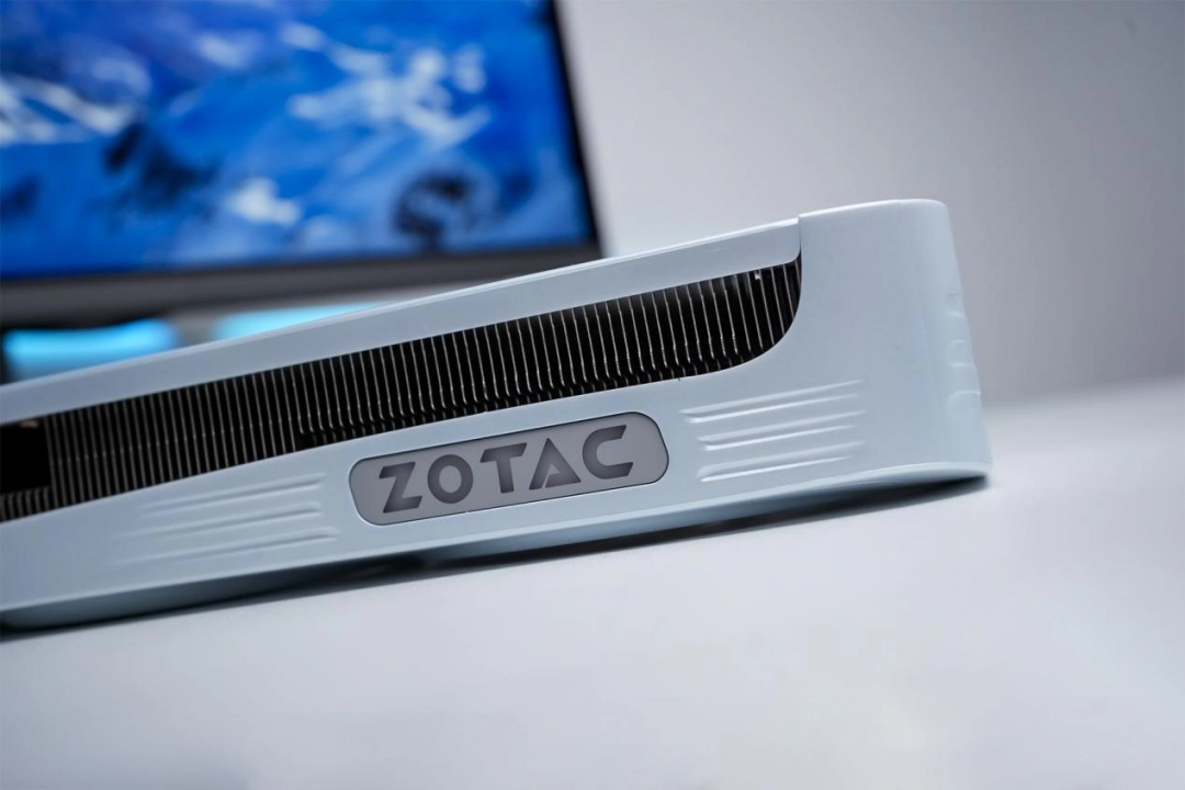 索泰 RTX 5060 月白评测：涨幅明显，2k也有一战之力