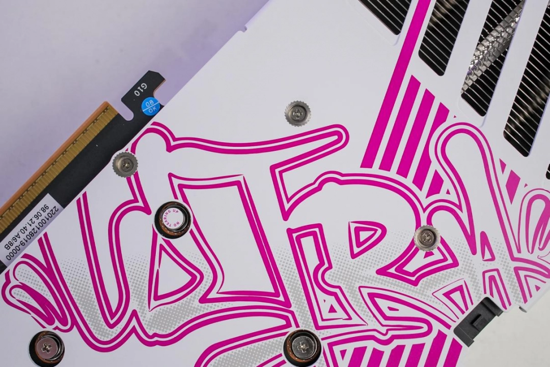 这刀切多了？iGame GeForce RTX 5060 Ultra评测