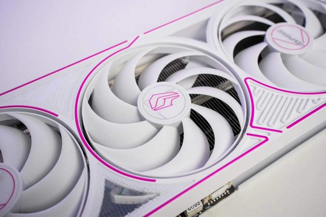 这刀切多了？iGame GeForce RTX 5060 Ultra评测