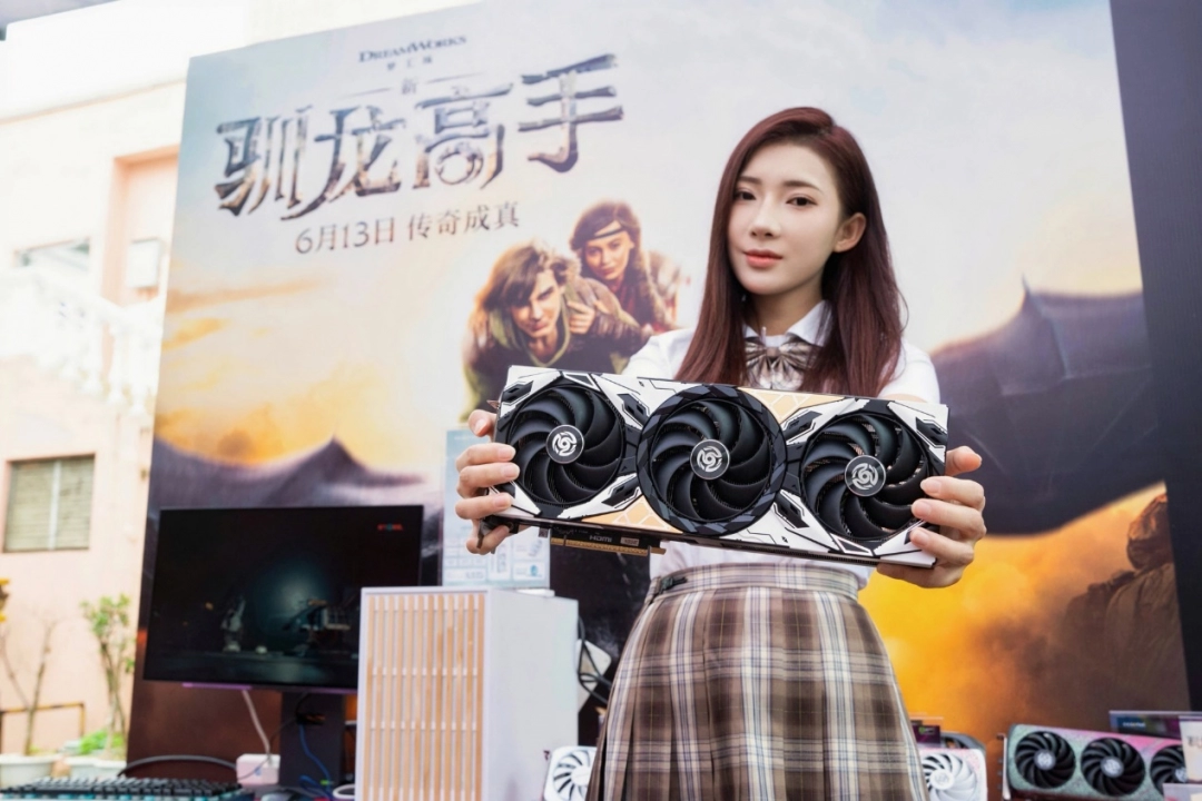 无索不玩，燃动校园：索泰×《新·驯龙高手》云南财经大学校园行圆满落幕