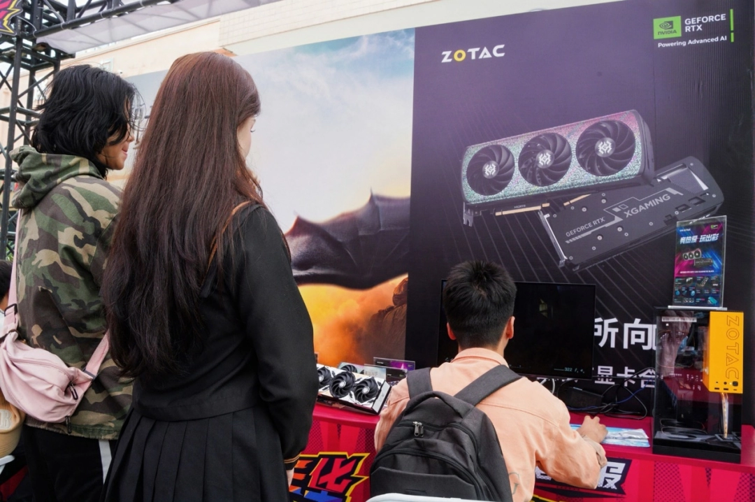 无索不玩，燃动校园：索泰×《新·驯龙高手》云南财经大学校园行圆满落幕