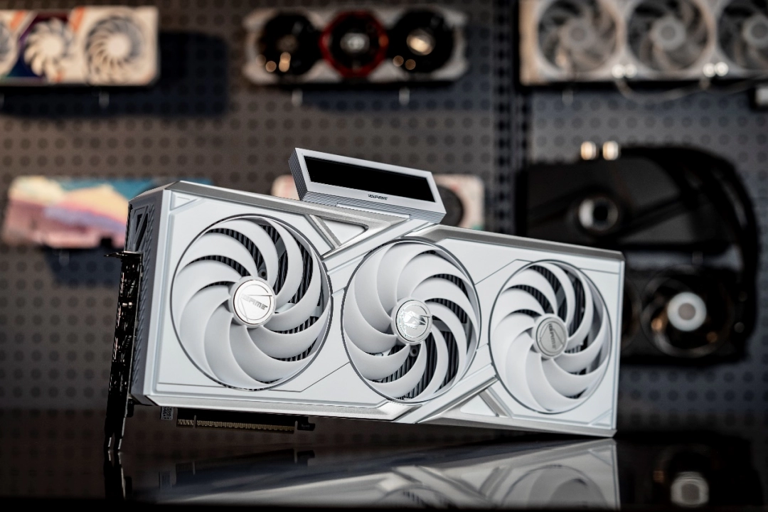 极速光影！七彩虹iGame RTX 50系列显卡高帧畅玩《F1 25》