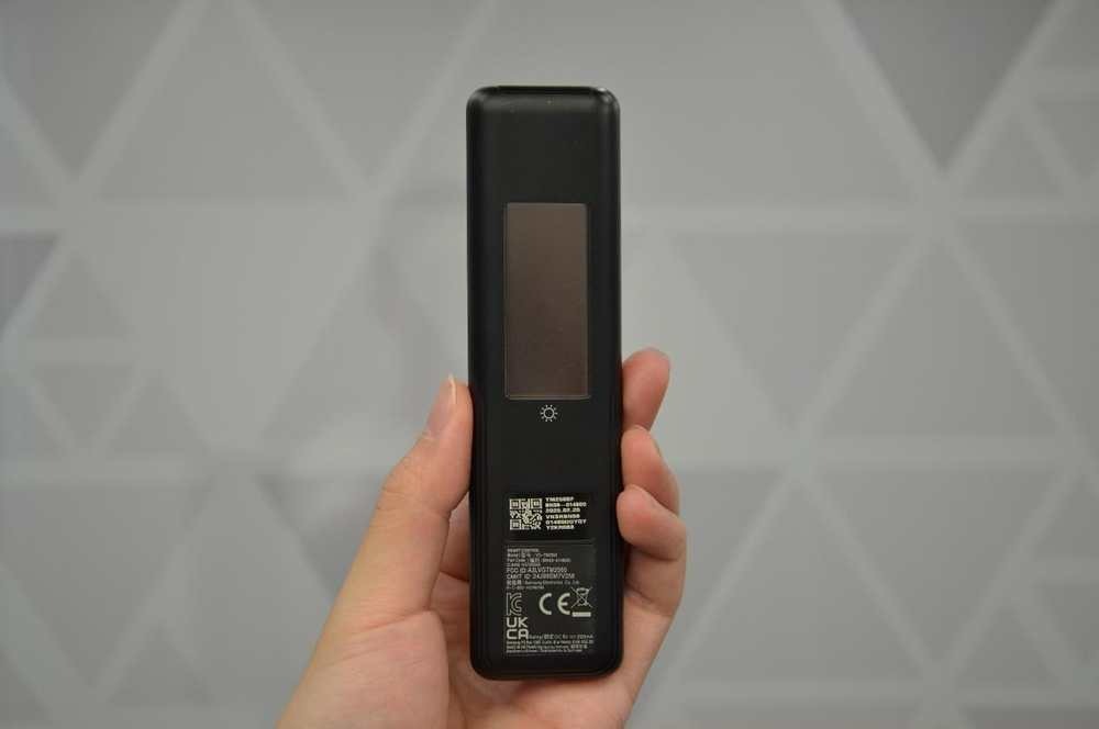 三星42英寸OLED S90F评测：超强音画 竞享丝滑 游戏电视的新选择