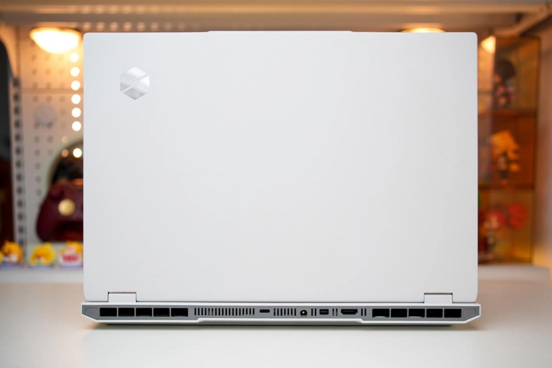 机械革命 蛟龙16 Pro评测：性价比之选，静音与性能兼具