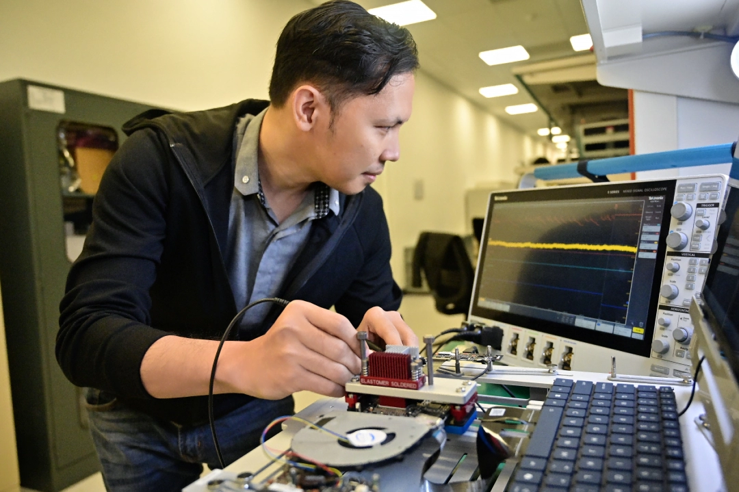 藏在英特尔联想实验室的50次微小胜利 只为让你对电脑说“真贴心”