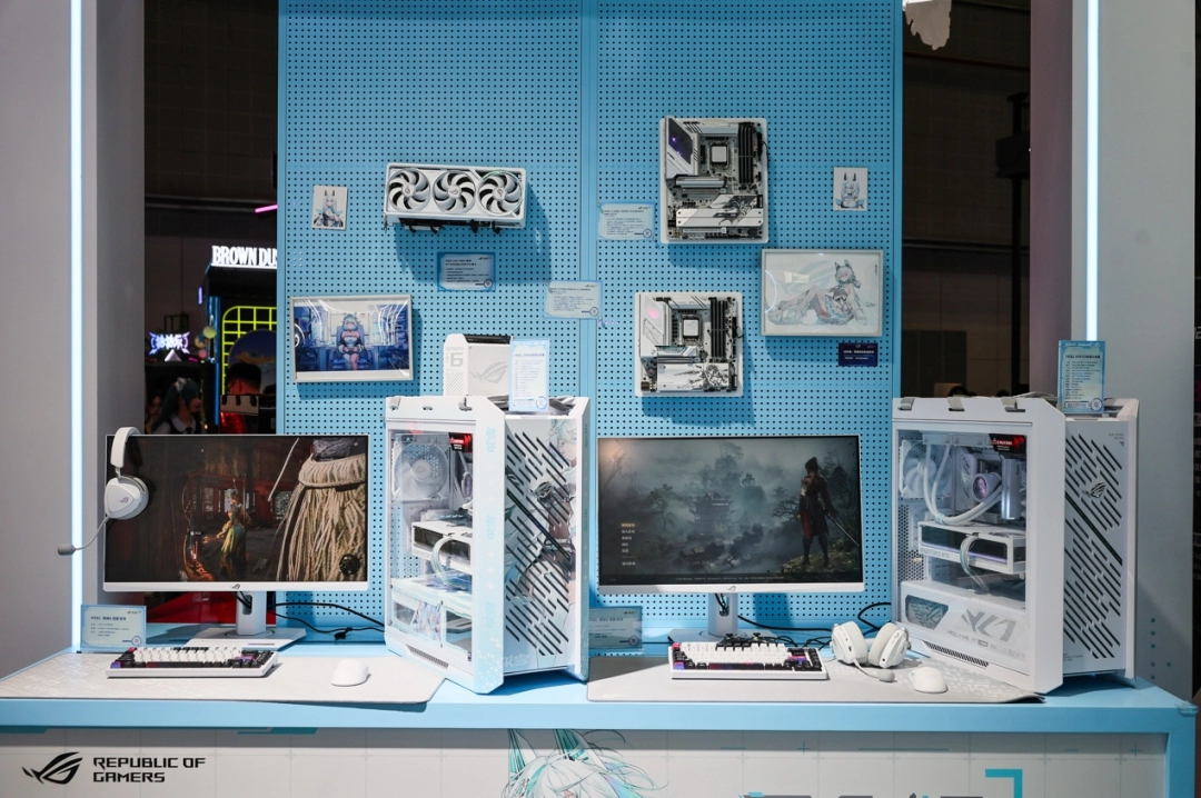 BW2025 ROG玩+乐园 华硕显卡引爆次元狂欢