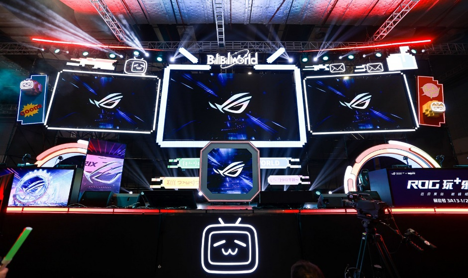 ROG×初音未来联名降临BW 2025，梦幻破次元，热爱齐绽放！