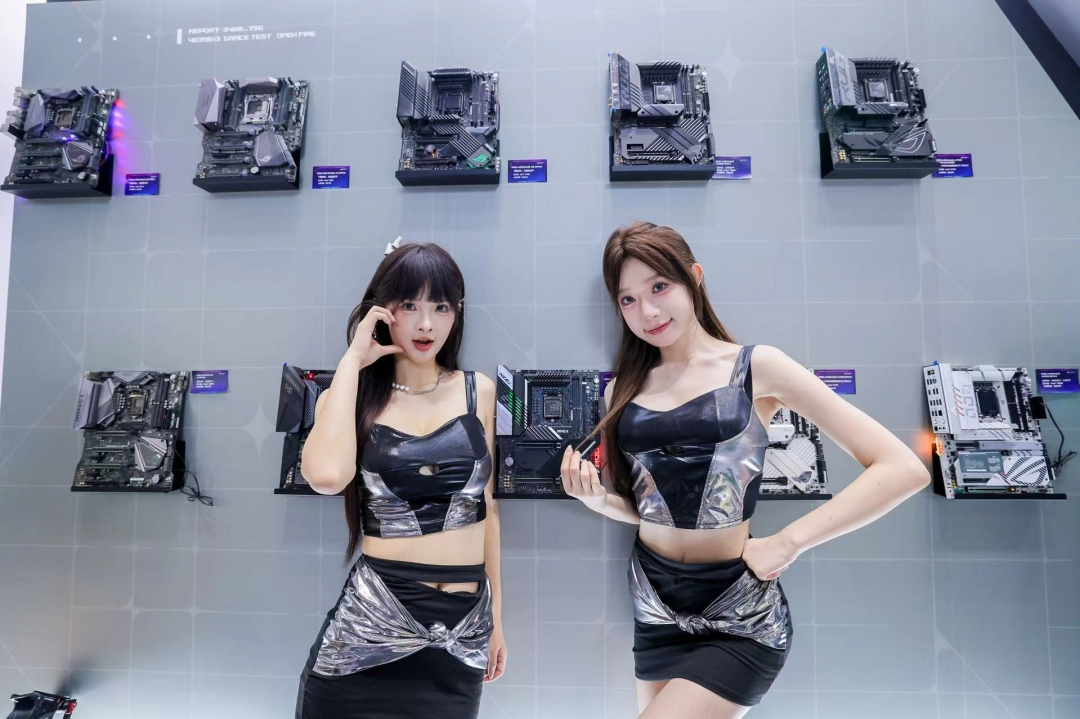 BW2025 华硕主板背置&超频双赛道大放异彩 
