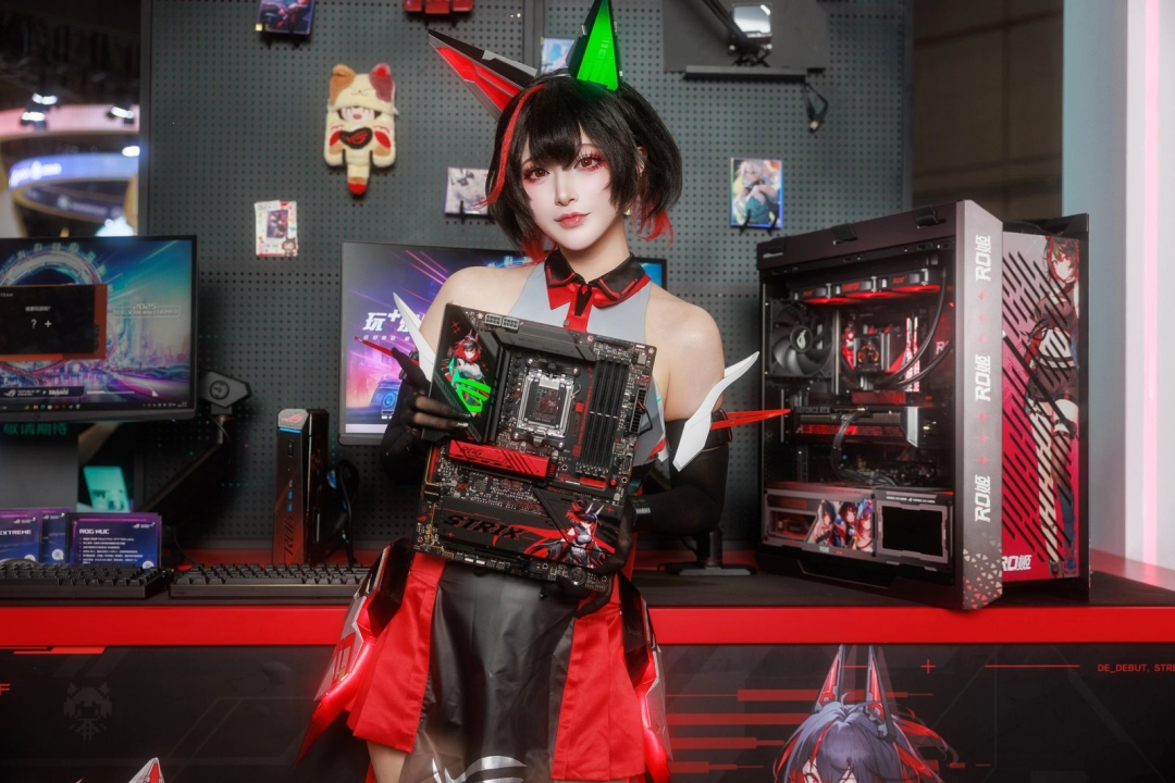 华硕主板BW2025大放异彩 ROG玩+乐园信仰集结