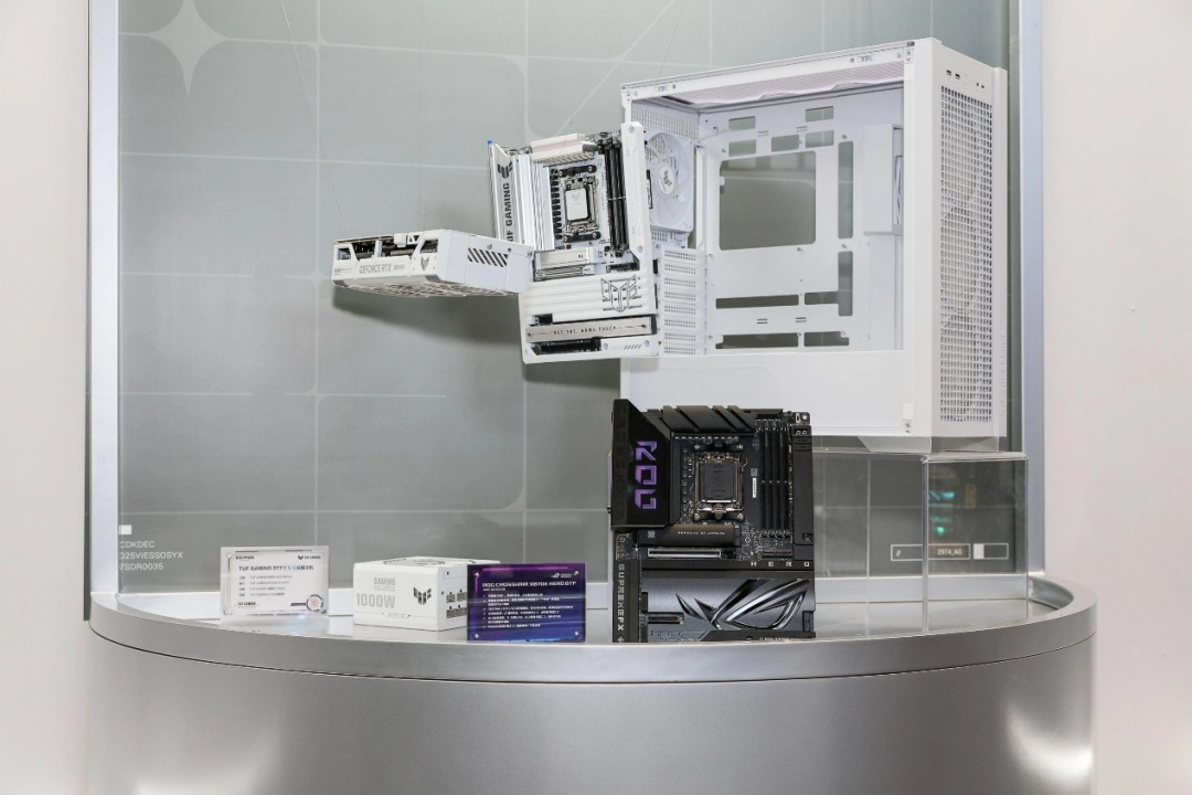 华硕主板撼动BW2025 ROG玩+乐园引玩家狂欢