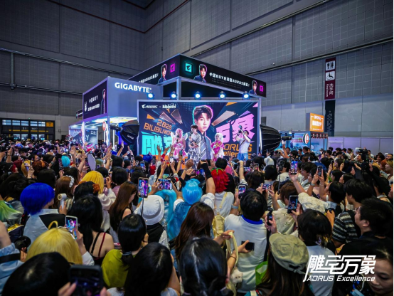 BW2025技嘉AORUS战力全开，次元突破！硬核电竞引爆文化狂潮