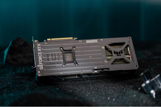 《战地6》游戏公测开启！华硕5070Ti显卡实现帧能赢