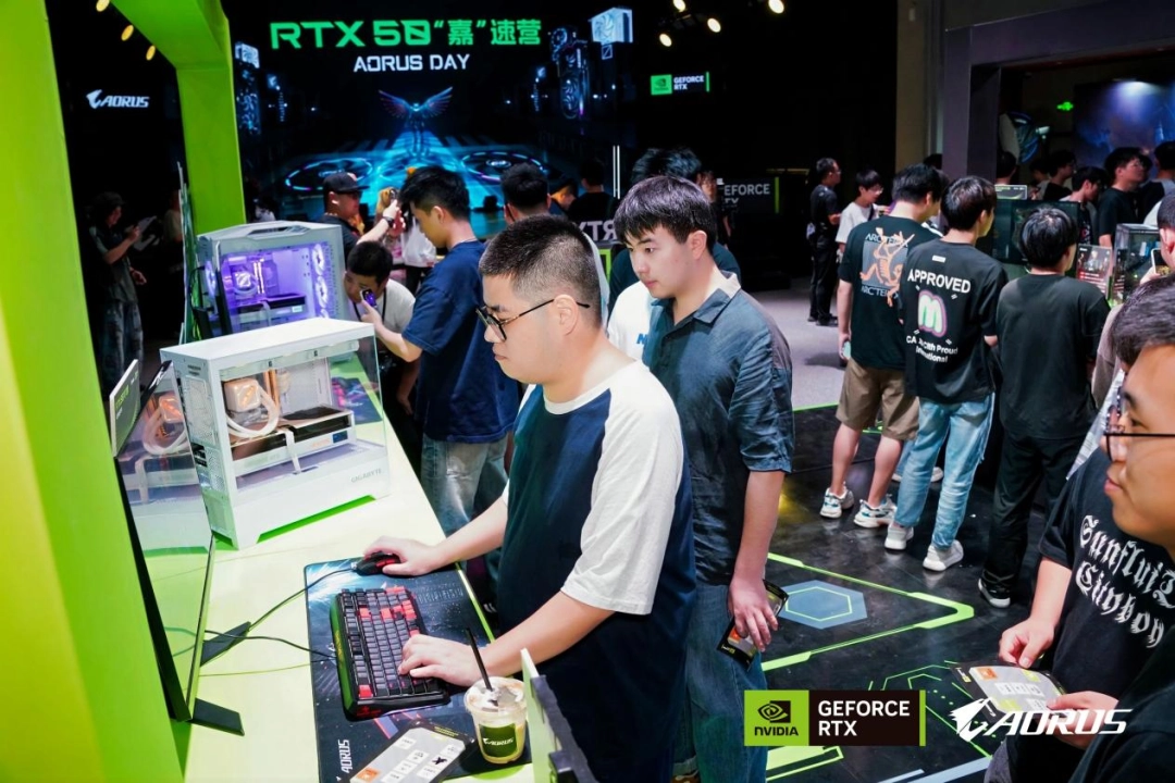 玩家齐赴技嘉AORUS DAY山城之约，RTX 50“嘉”速营奏响电竞狂想曲