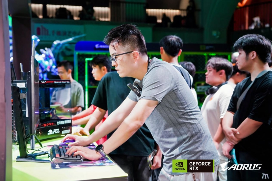 玩家齐赴技嘉AORUS DAY山城之约，RTX 50“嘉”速营奏响电竞狂想曲