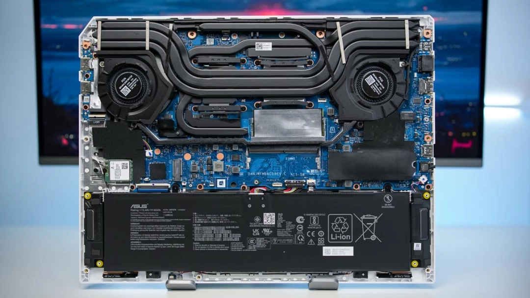 华硕天选6 Pro 锐龙版评测：适合年轻群体的潮流游戏本