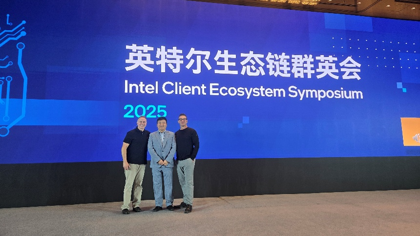 英特尔和京东方推出全新AI显示技术，打造自适应调节体验