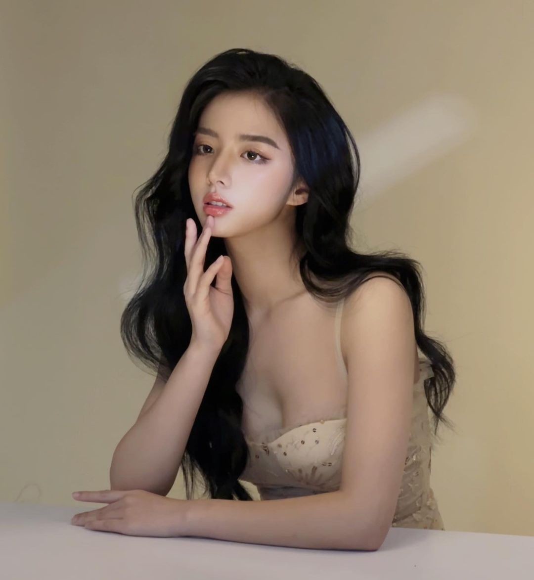 越南美女网红Minh Hang福利图 仙气逼人十分吸睛