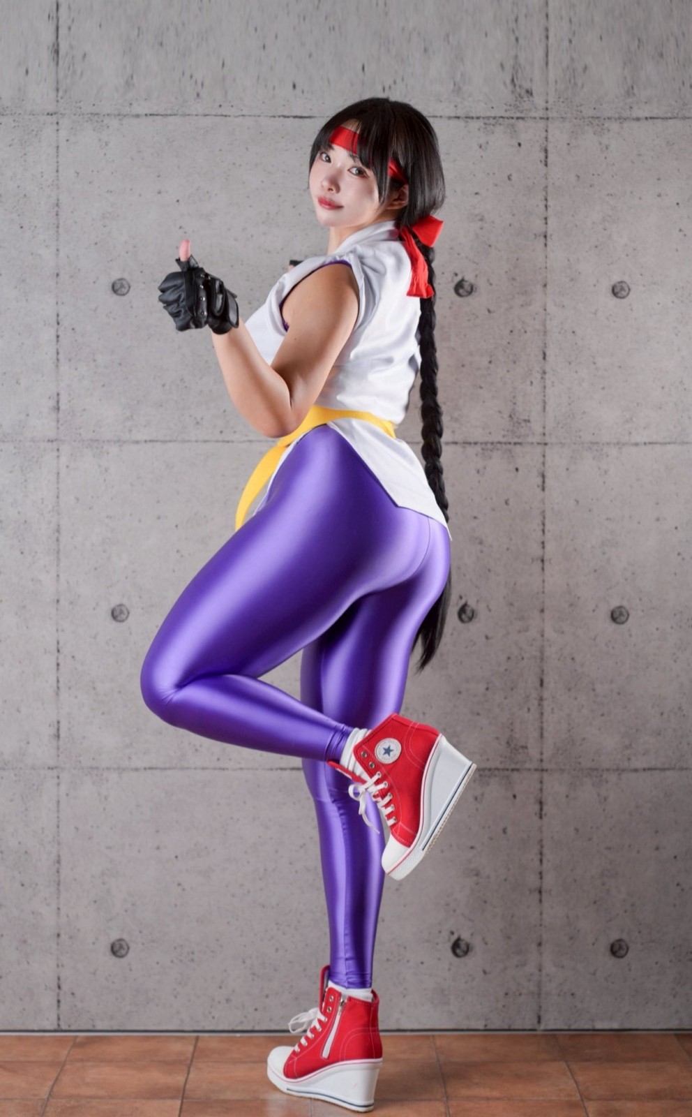 日本Cos春丽的小姐姐新福利图 性感好身材展示