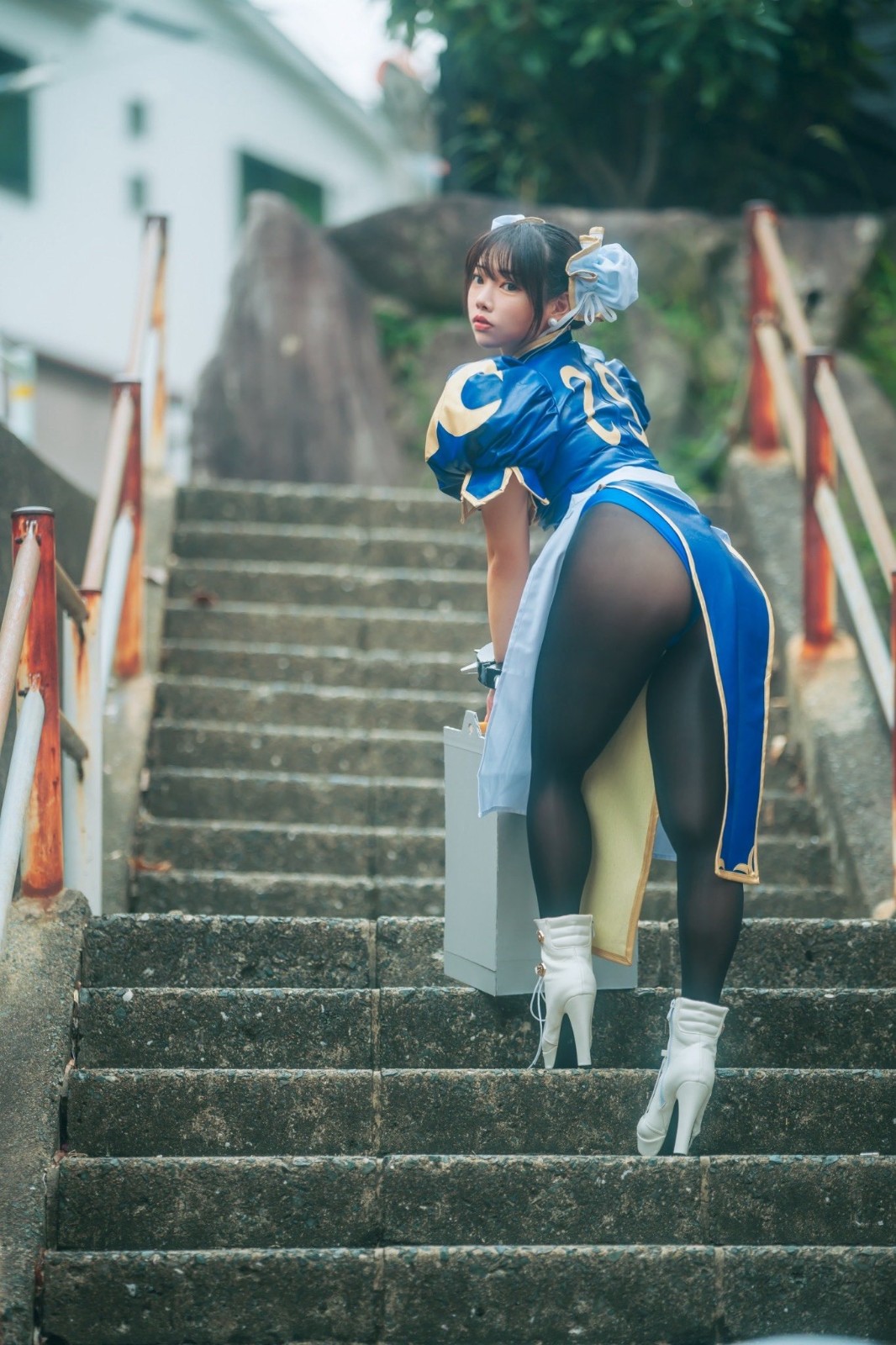 日本Cos春丽的小姐姐新福利图 性感好身材展示