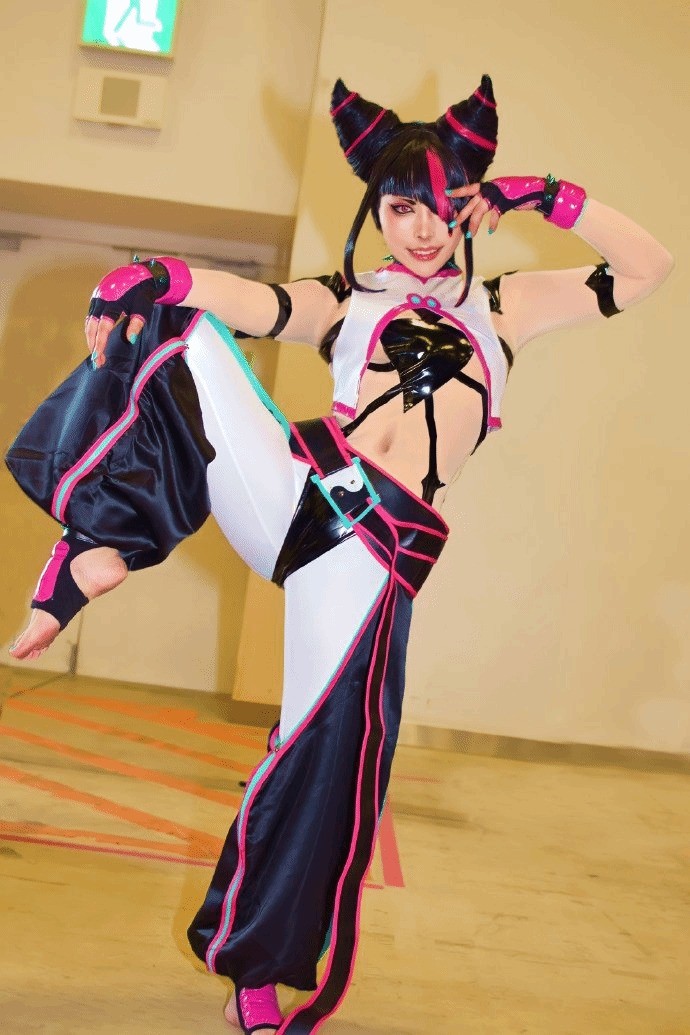 《街头霸王6》韩蛛俐Cos美图赏 露白嫩大雷太诱人了