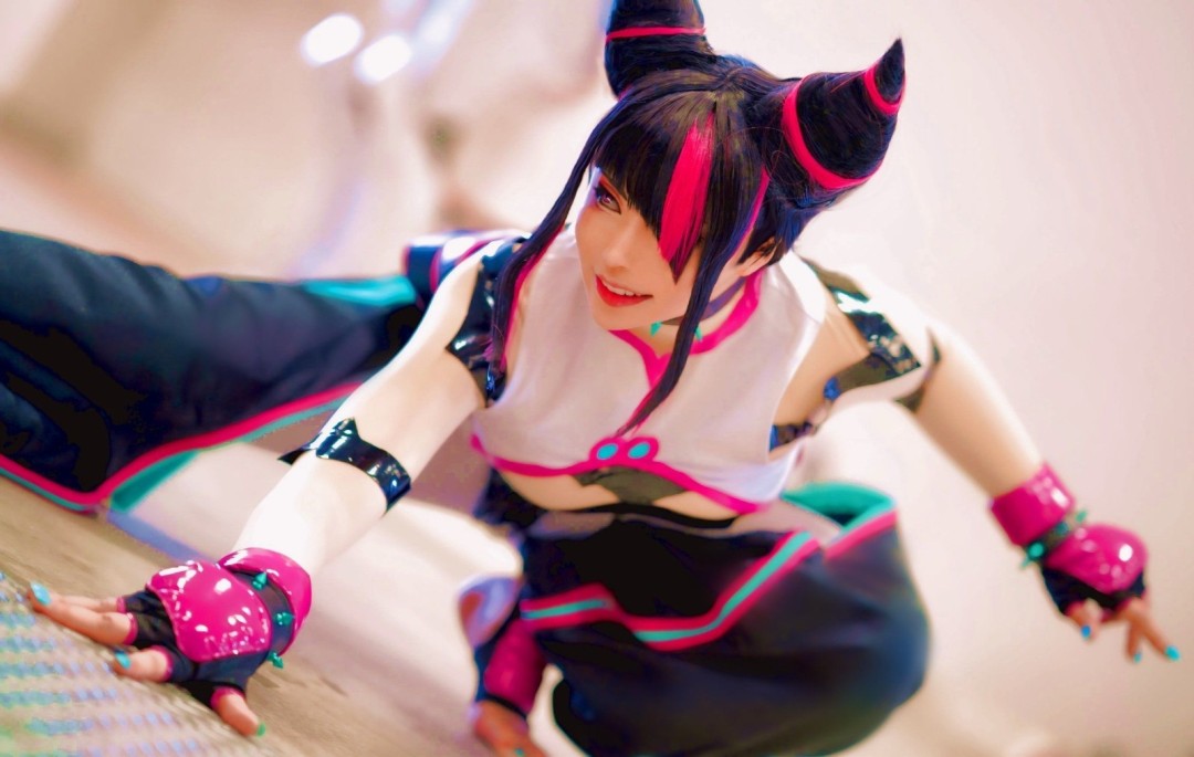 《街头霸王6》韩蛛俐Cos美图赏 露白嫩大雷太诱人了