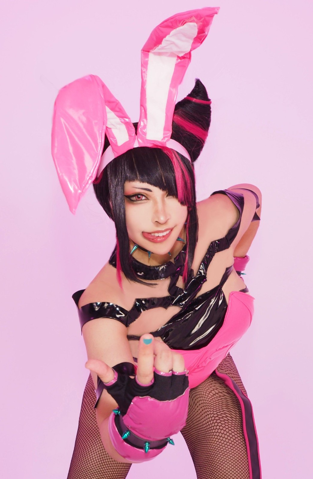 《街头霸王6》韩蛛俐Cos美图赏 露白嫩大雷太诱人了