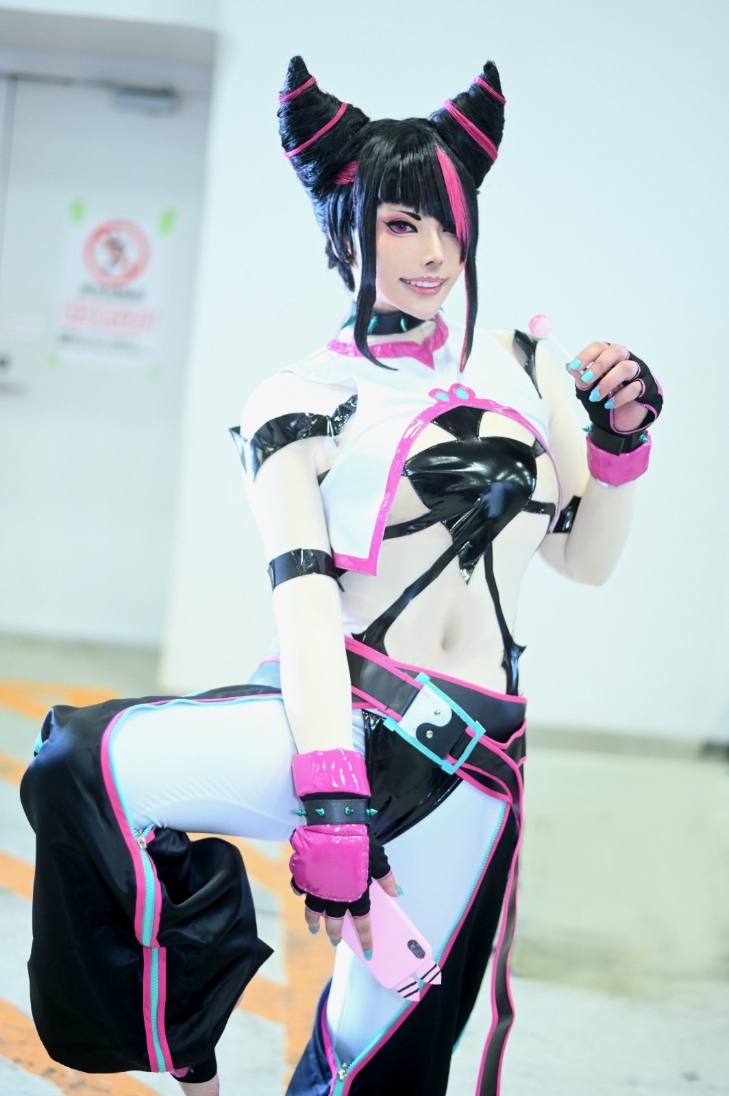 《街头霸王6》韩蛛俐Cos美图赏 露白嫩大雷太诱人了