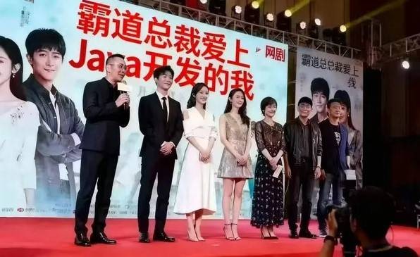 3DM轻松一刻第1581期 体育老师也过不了美人关的