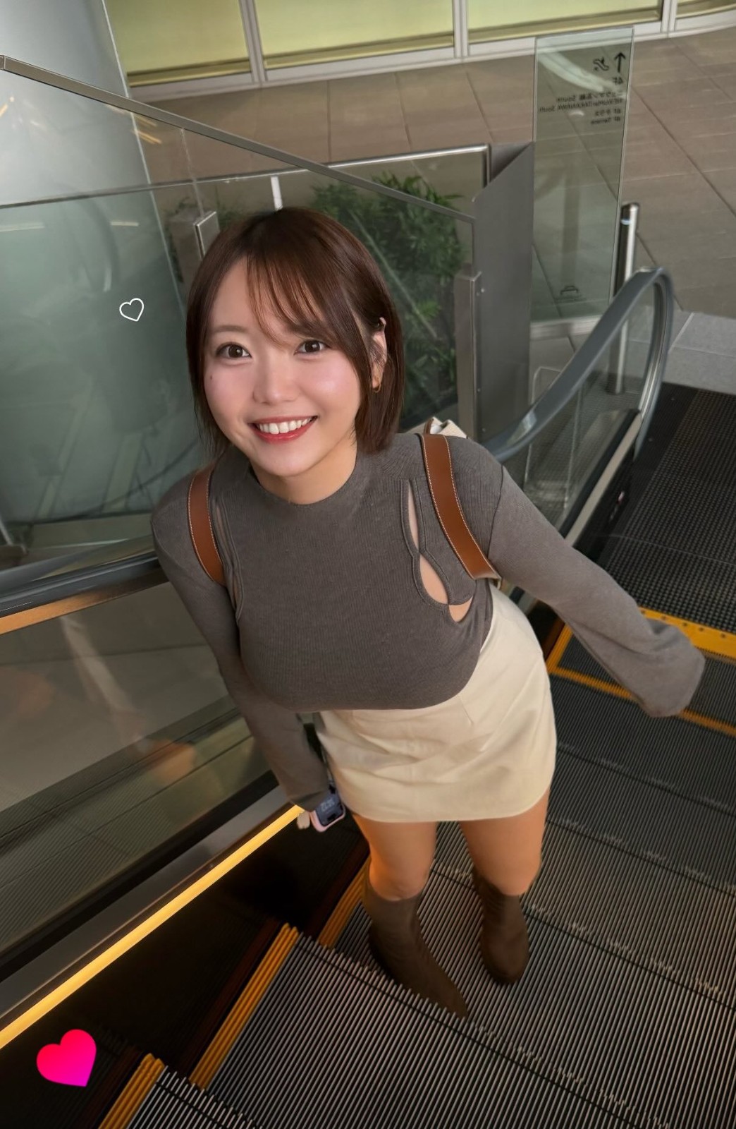 日本网红まりちゃん福利图赏：脸蛋可爱 身材傲人