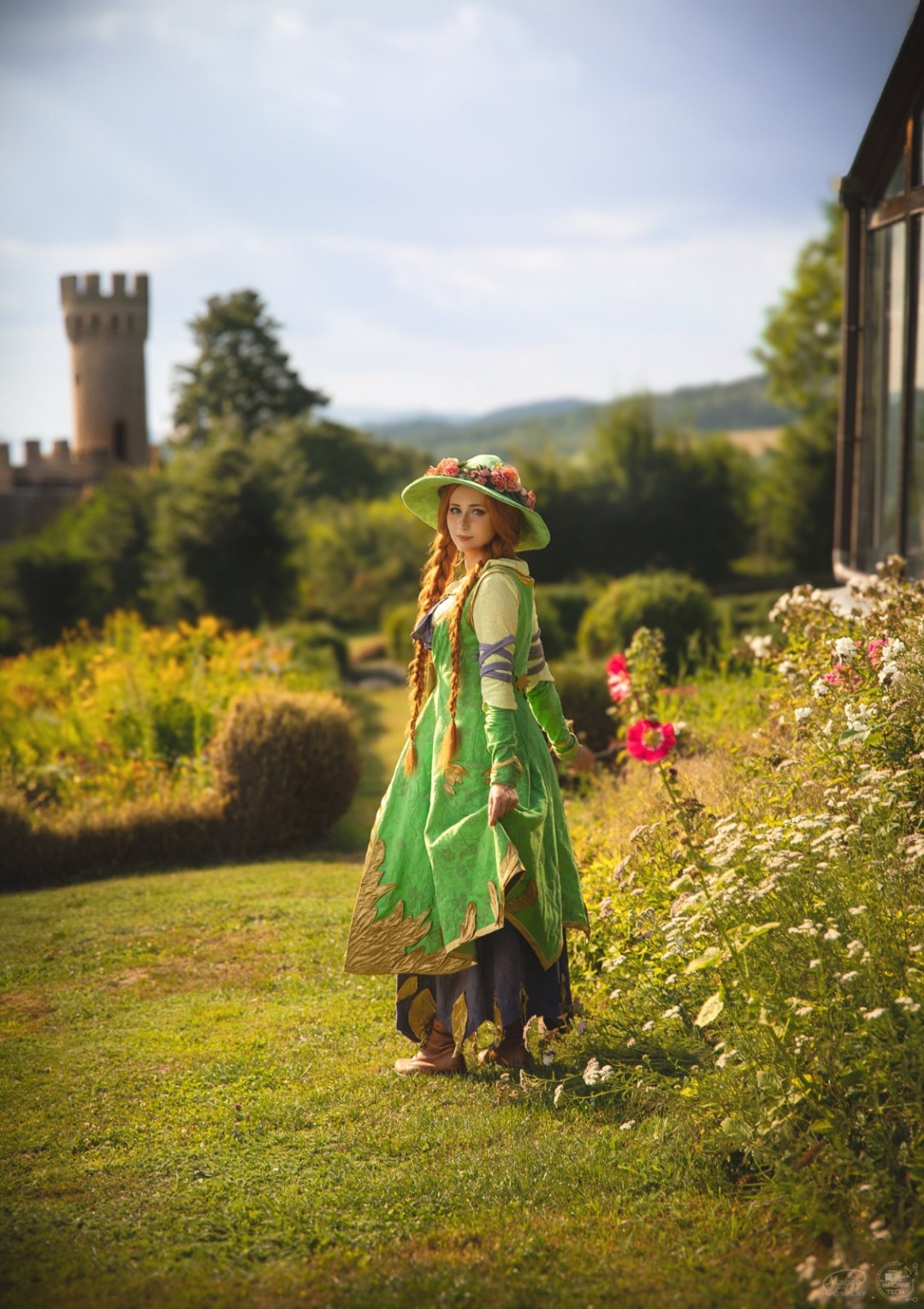 《赛博朋克2077》美女Cos图太完美 让人以为是游戏画面