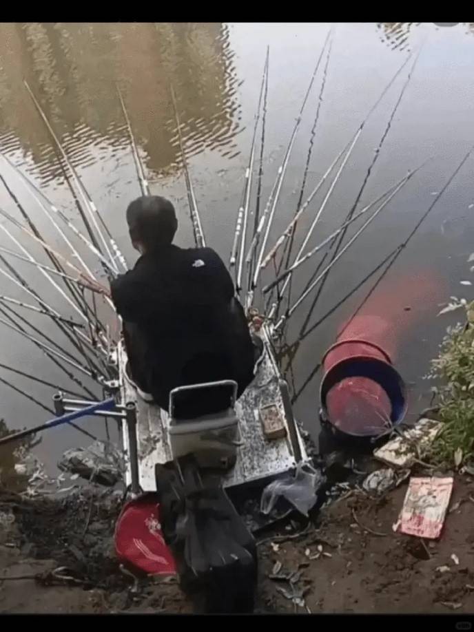 3DM轻松一刻第1587期 妹子的英姿给马都整笑了