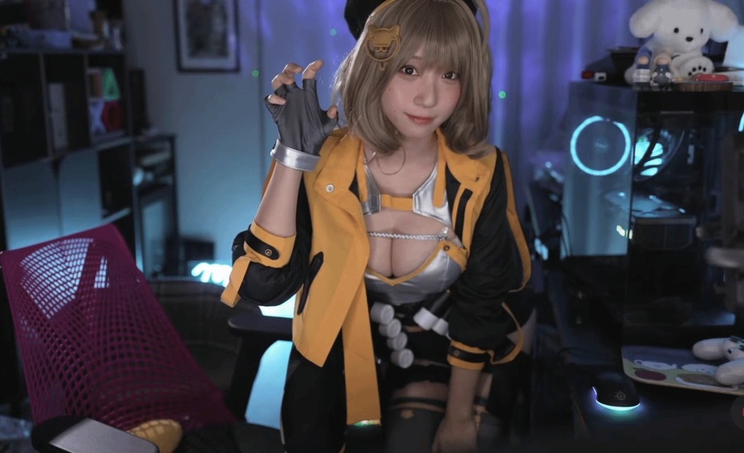 日本美女伊织萌Cos《妮姬》图赏 超大杯纯欲天花板