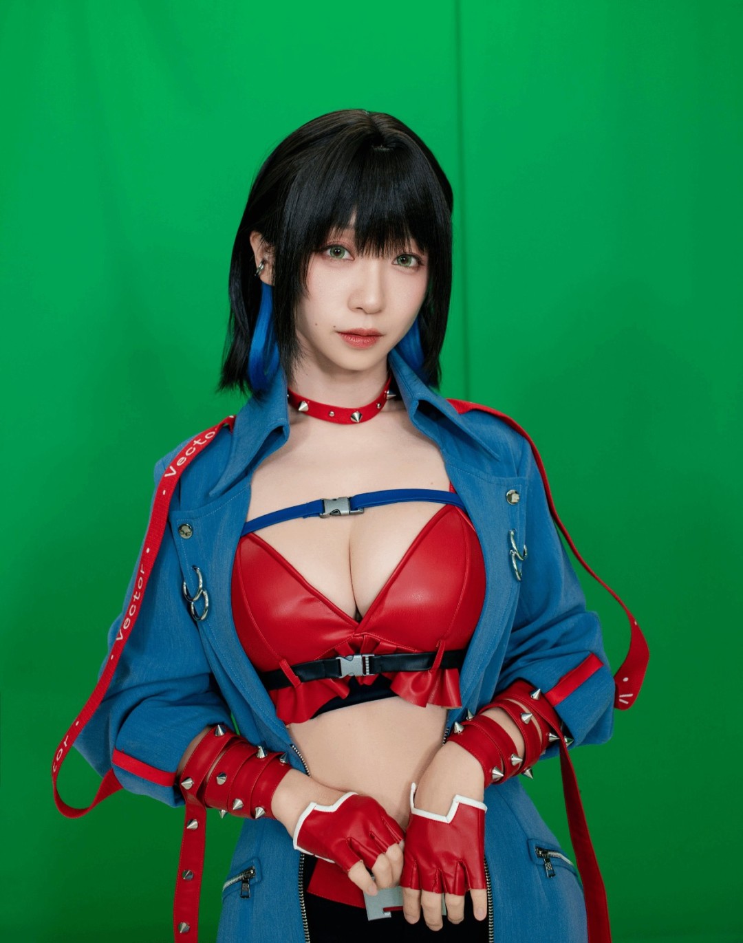 日本美女伊织萌Cos《妮姬》图赏 超大杯纯欲天花板